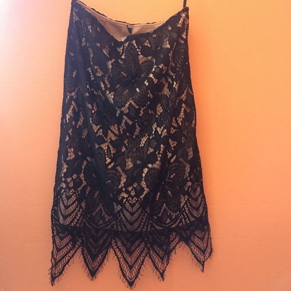 Lace skirt from design lab lord and Taylor - Picture 1 of 3